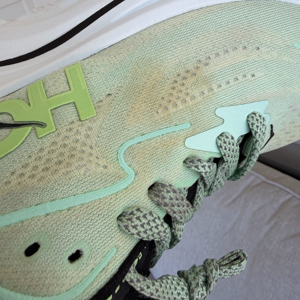 Hoka Clifton 10 Running Shoes Sz 10 Green Sneakers - Picture 7 of 16